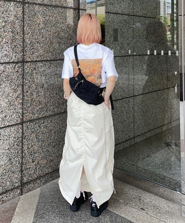 まゆちゃんさんの「BEAMS WOMEN｜ストライプ キリカエ トラックスカート」を使ったコーディネート