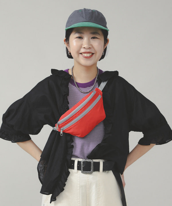 ミナミマリコさんの「BEAMS WOMEN｜コットン リネン フリル ギャザー ショートスリーブ」を使ったコーディネート