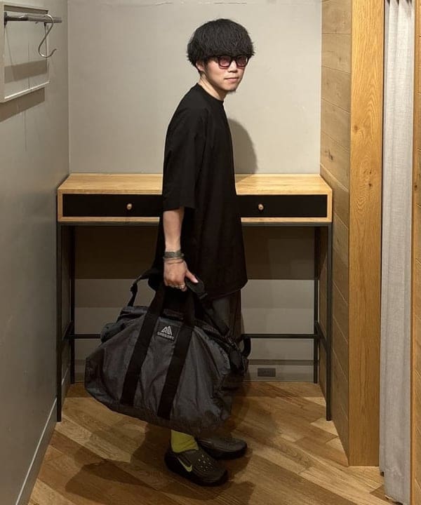 三宅 康平さんの「BEAMS WOMEN｜BEAMS / テック ルーズ Tシャツ 24SS」を使ったコーディネート