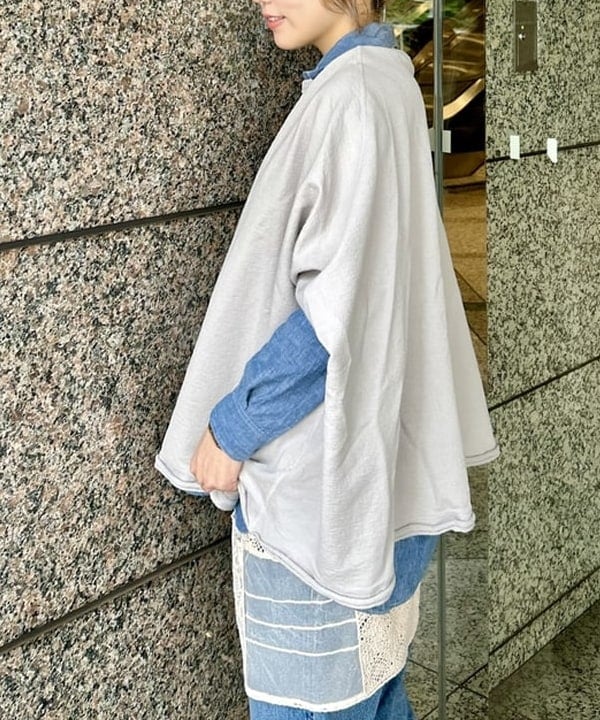 小原 もこさんの「BEAMS WOMEN｜【別注】BUZZ RICKSON'S / シャンブレー ロングスリーブ シャツ」を使ったコーディネート