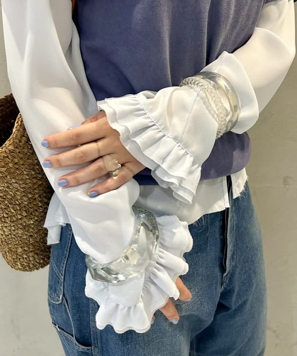 ナツハさんの「BEAMS WOMEN｜maturely / アムンゼン ラッフル ブラウス」を使ったコーディネート