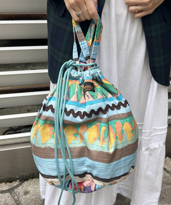 MATSUMOTO AMIさんの「BEAMS WOMEN｜BEAMS BOY / ポリエステル ウール 3ボタン ブレザー」を使ったコーディネート