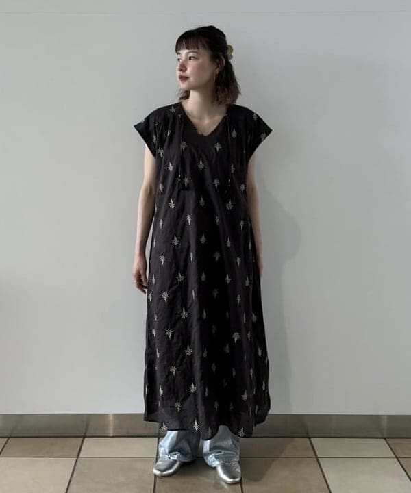 B:MING LIFE STORE by BEAMS 峯嶋 怜奈