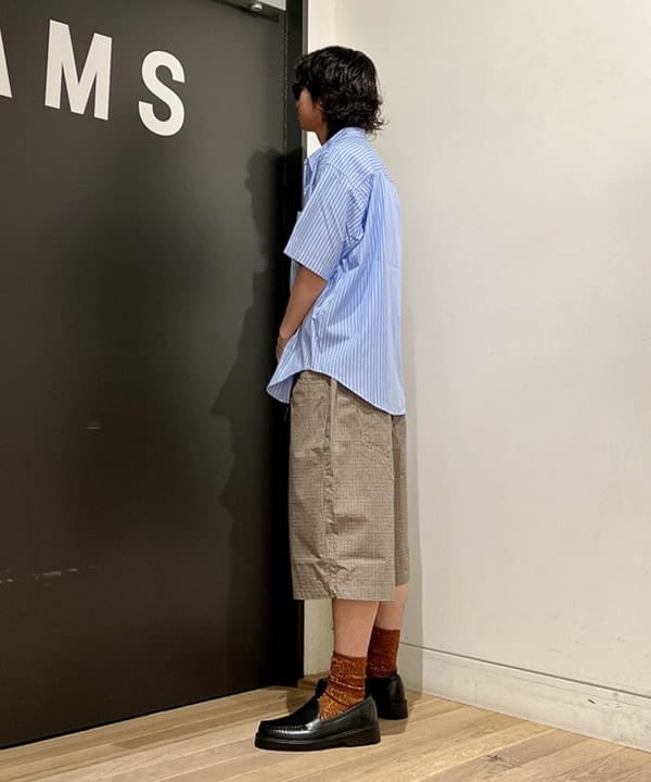 関澤 佑樹さんの「BEAMS WOMEN｜【別注】Gramicci / チェック ショーツ」を使ったコーディネート