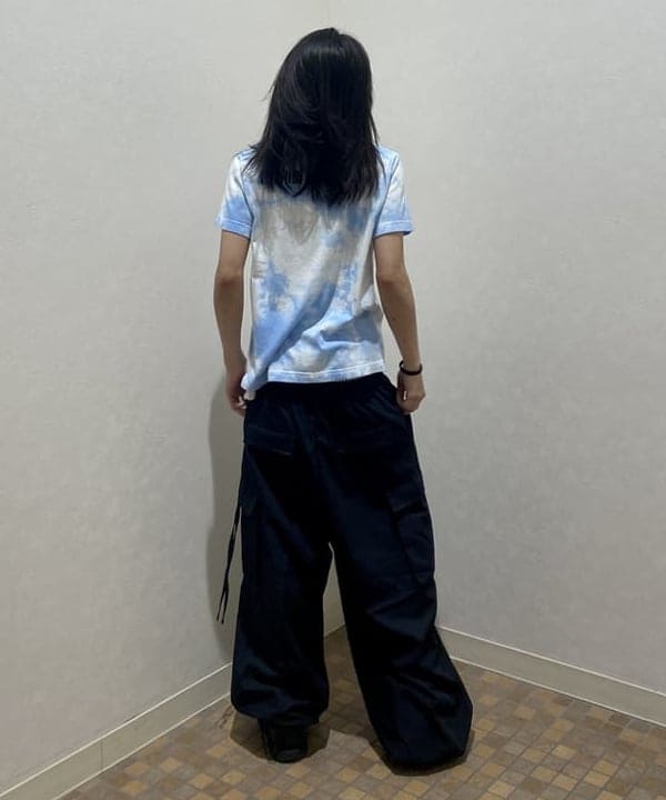 はるひむさんの「BEAMS WOMEN｜ストラップ カーゴ ワイド パンツ」を使ったコーディネート