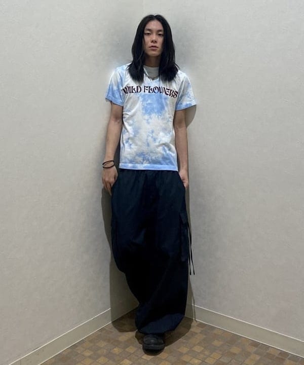 はるひむさんの「BEAMS WOMEN｜ストラップ カーゴ ワイド パンツ」を使ったコーディネート