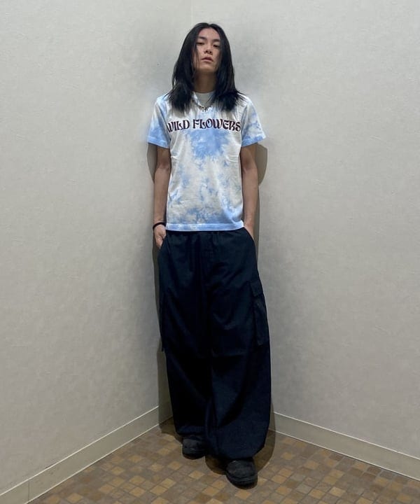 はるひむさんの「BEAMS WOMEN｜ストラップ カーゴ ワイド パンツ」を使ったコーディネート