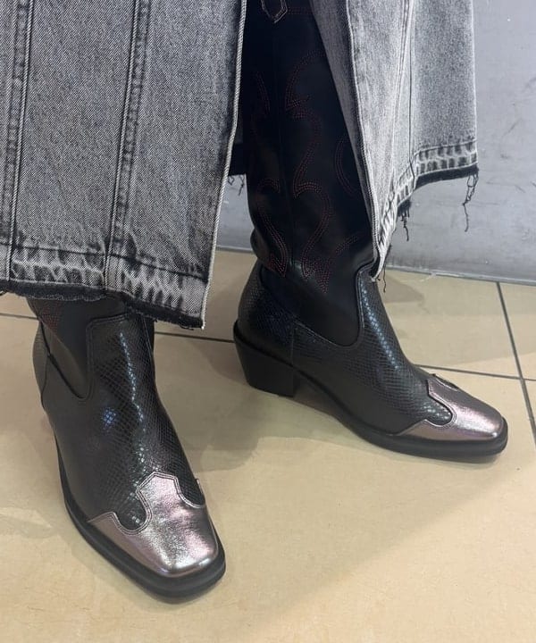 山本 里南さんの「BEAMS WOMEN｜スター ベルト」を使ったコーディネート