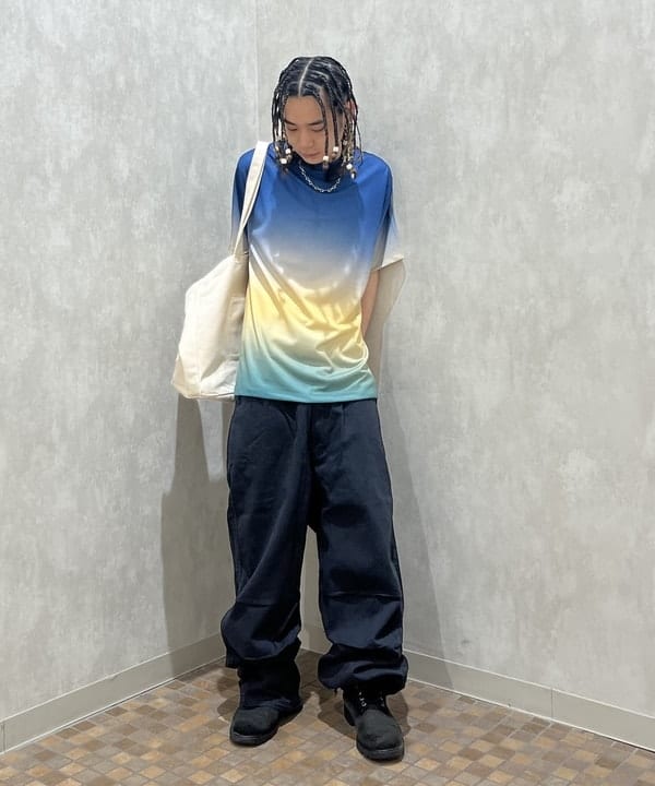 菊田 悠さんの「BEAMS WOMEN｜メッシュ パターンド Tシャツ」を使ったコーディネート