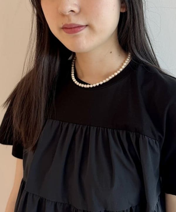 山田 千遥さんの「BEAMS WOMEN｜コンビ ティアード プルオーバー」を使ったコーディネート