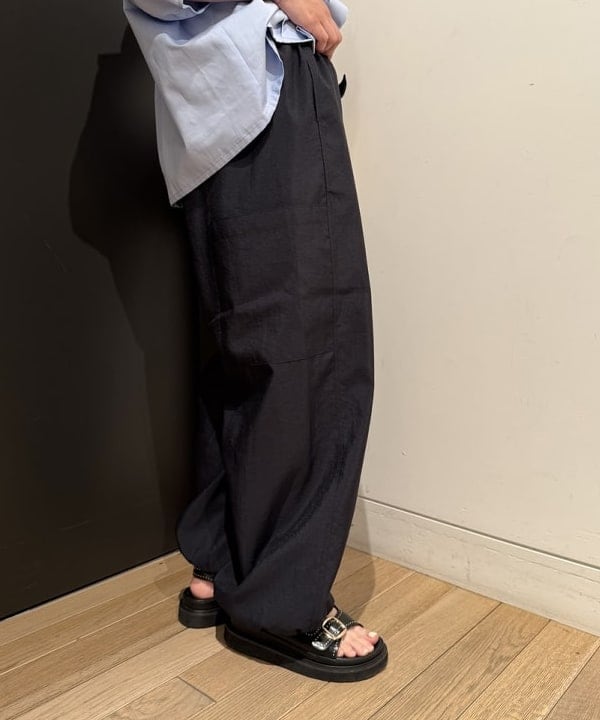 Ito_ririkaさんの「BEAMS WOMEN｜イージー ポケット パンツ」を使ったコーディネート