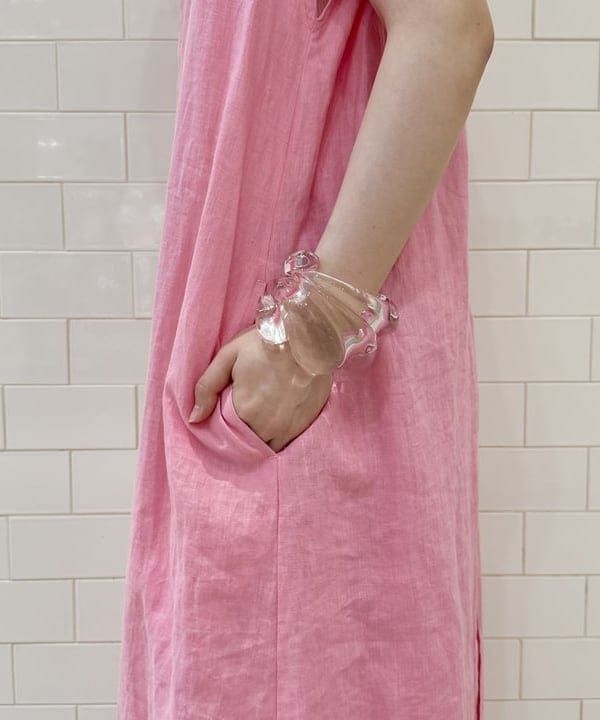 大川 美咲さんの「BEAMS WOMEN｜NOMADIS / HELMET MESH Petit ショルダーバッグ」を使ったコーディネート