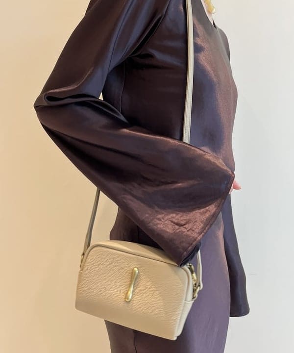 神坂 莉子さんの「BEAMS WOMEN｜」を使ったコーディネート