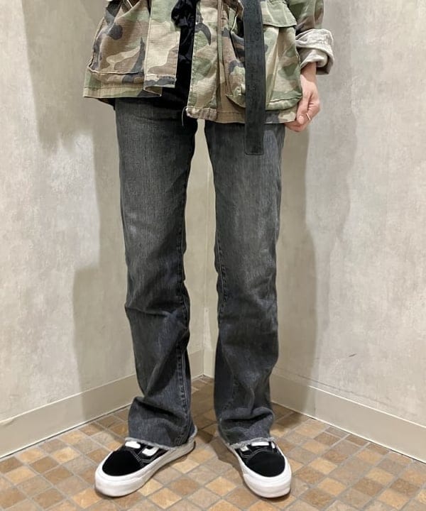 小原 もこさんの「BEAMS WOMEN｜コットン リネン フリル ギャザー ショートスリーブ」を使ったコーディネート