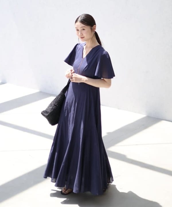 隈元 楓さんの「BEAMS WOMEN｜LAOCOONTE / Elea スエード サンダル」を使ったコーディネート