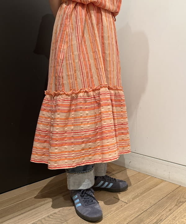 安藤 菜央さんの「BEAMS WOMEN｜ストライプ キャミ ワンピース」を使ったコーディネート