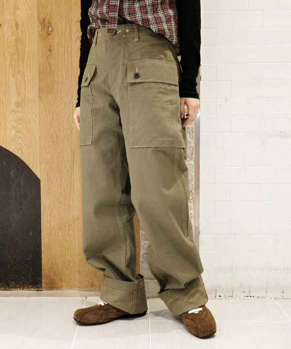 Joさんの「BEAMS WOMEN｜テレコ リブ クルーネック トップス」を使ったコーディネート