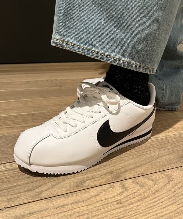 BANさんの「BEAMS WOMEN｜ワイドストレート デニムパンツ」を使ったコーディネート