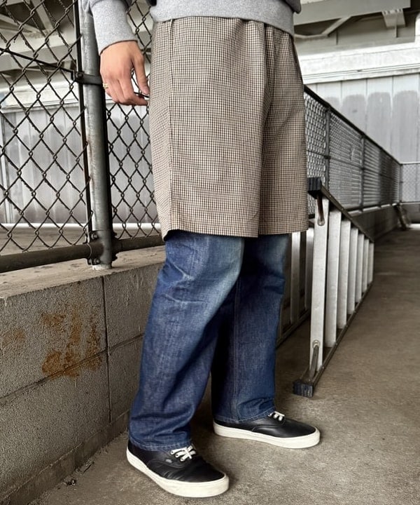 川崎 駿希さんの「BEAMS WOMEN｜【別注】Gramicci / チェック ショーツ」を使ったコーディネート