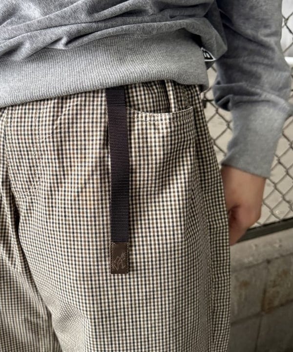 川崎 駿希さんの「BEAMS WOMEN｜【別注】Gramicci / チェック ショーツ」を使ったコーディネート