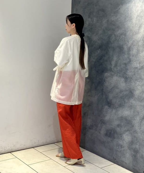 丸山 真菜美さんの「BEAMS WOMEN｜シアー オーバー テーラージャケット」を使ったコーディネート