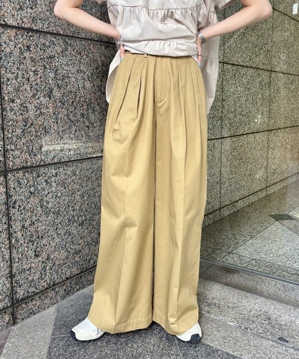 はやしあかねさんの「BEAMS WOMEN｜コンビ ティアード プルオーバー」を使ったコーディネート