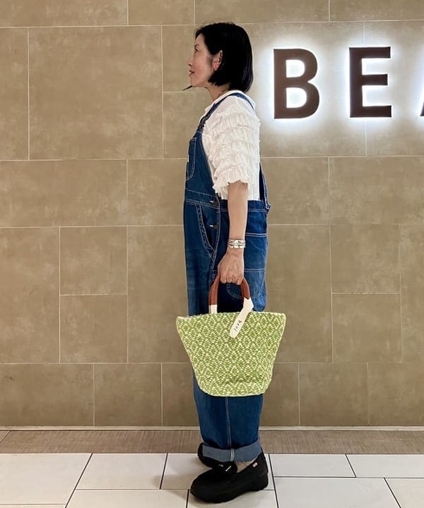 奥村 映里子さんの「【別注】beej / ウーブン トートバッグ」を使ったコーディネート