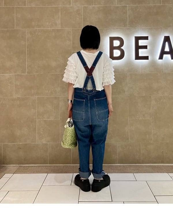 奥村 映里子さんの「【別注】beej / ウーブン トートバッグ」を使ったコーディネート