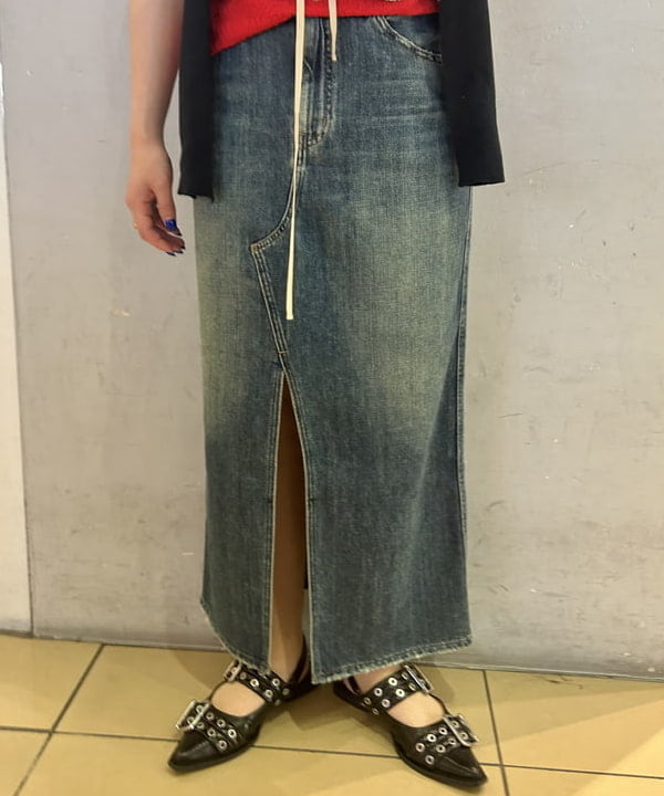 ナカノ アイさんの「BEAMS WOMEN｜【別注】RED CARD TOKYO / Cameron デニムスカート」を使ったコーディネート