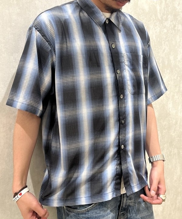 ムファサさんの「BEAMS WOMEN｜オンブレ チェック ルーズ シャツ」を使ったコーディネート