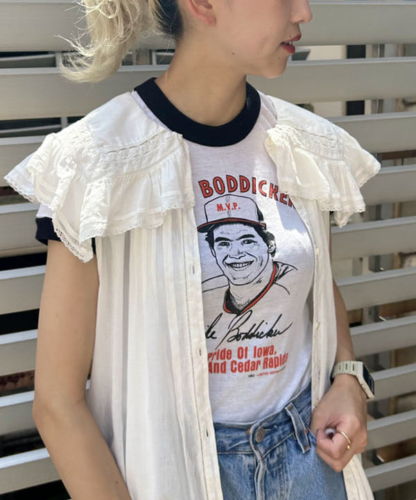 MATSUMOTO AMIさんの「BEAMS WOMEN｜ヴィンテージ レース ノースリーブ ワンピース」を使ったコーディネート