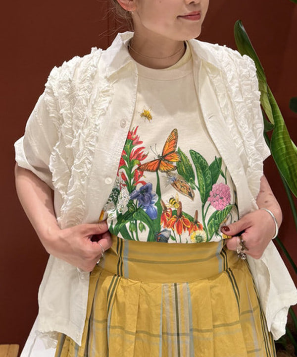 優意さんの「BEAMS WOMEN｜【別注】Atlas Screen Printing / Roadside Flowers Tee」を使ったコーディネート