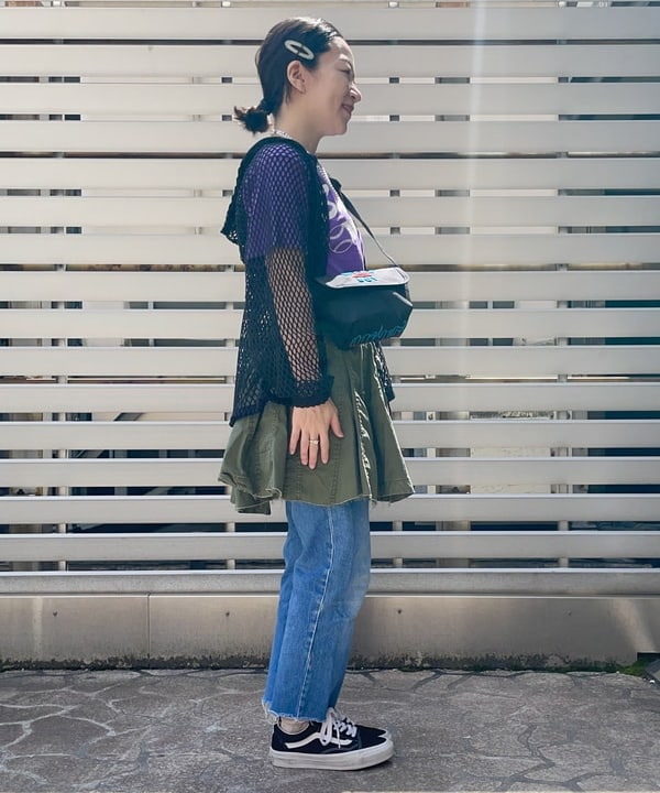 コウリキ　マミさんの「BEAMS WOMEN｜Manhattan Portage / 別注 MP1603-3EMB-BMB」を使ったコーディネート
