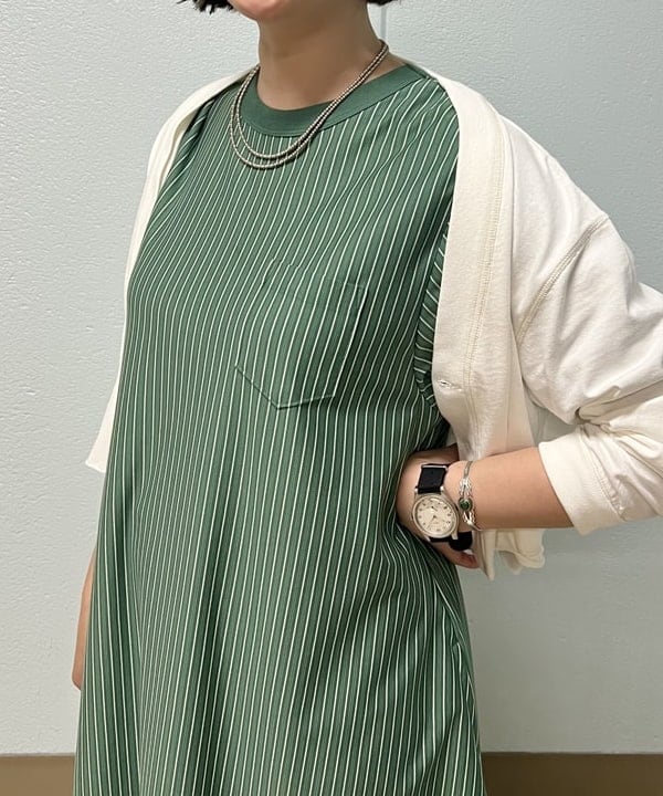 浦谷 久枝さんの「BEAMS WOMEN｜カット ツイル マキシ ワンピース」を使ったコーディネート