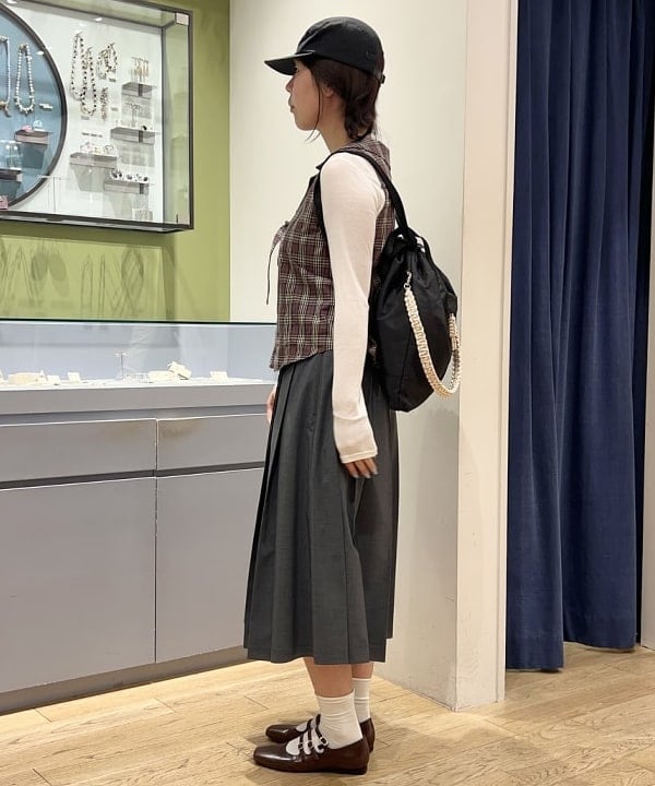 ヒナさんの「BEAMS WOMEN｜テレコ リブ クルーネック トップス」を使ったコーディネート