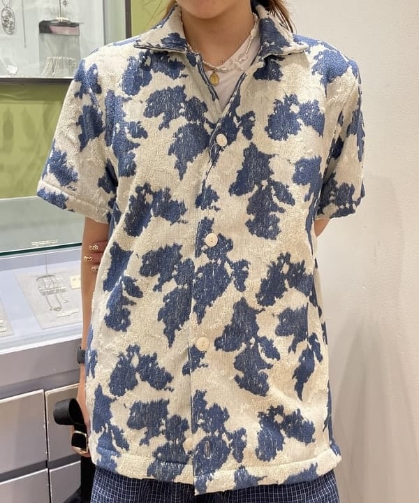 大木さんの「BEAMS WOMEN｜OAS / Sail Contraste Cuba Terry Shirt」を使ったコーディネート