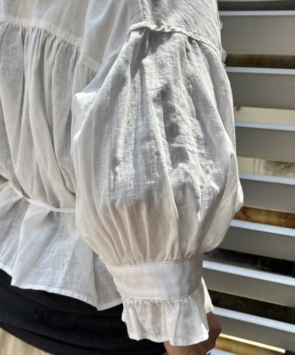 つぼさんの「BEAMS WOMEN｜【別注】BOW WOW / BONE T-shirt」を使ったコーディネート