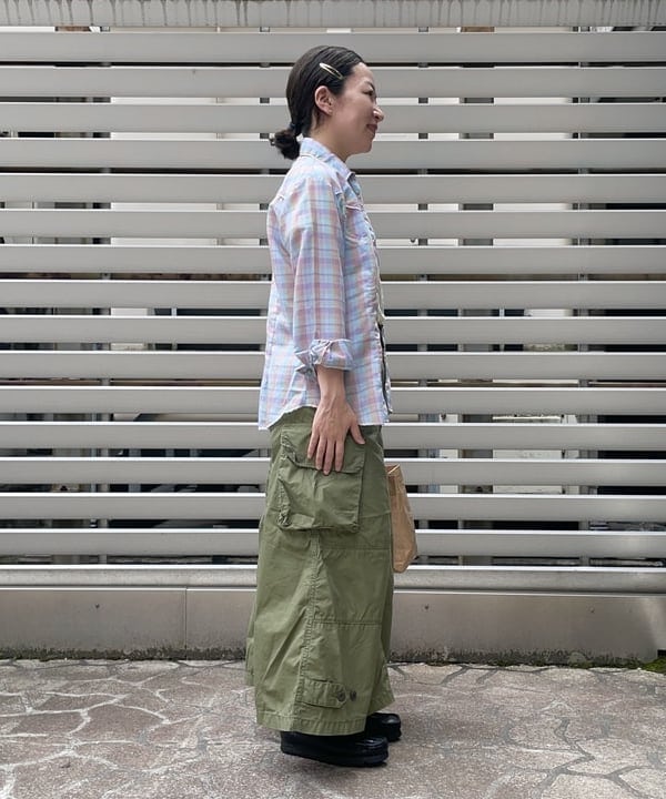 コウリキ　マミさんの「BEAMS WOMEN｜BEAMS BOY / BBロゴ ショップバック」を使ったコーディネート