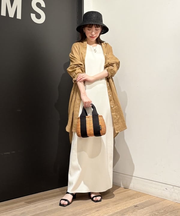 makita mikaさんの「BEAMS WOMEN｜ビーチサイド シャツ .M」を使ったコーディネート