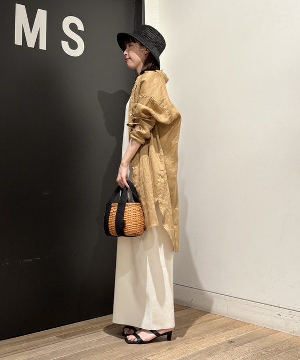 makita mikaさんの「BEAMS WOMEN｜ビーチサイド シャツ .M」を使ったコーディネート