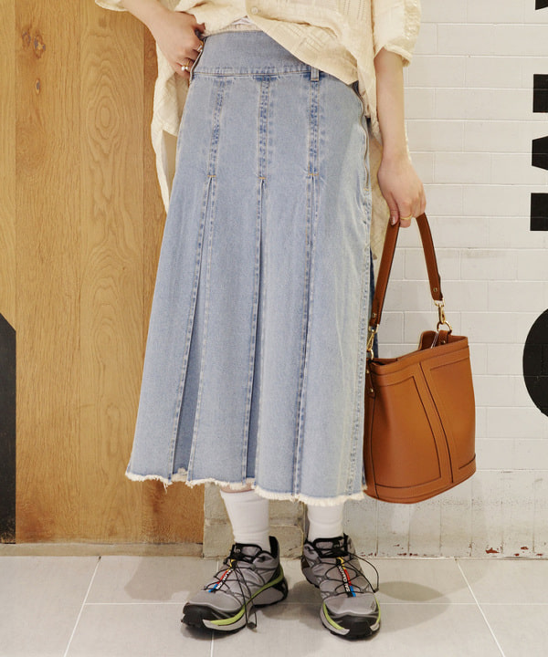 Joさんの「BEAMS WOMEN｜GIANNI NOTARO / NEW フレーム バケット バッグ」を使ったコーディネート