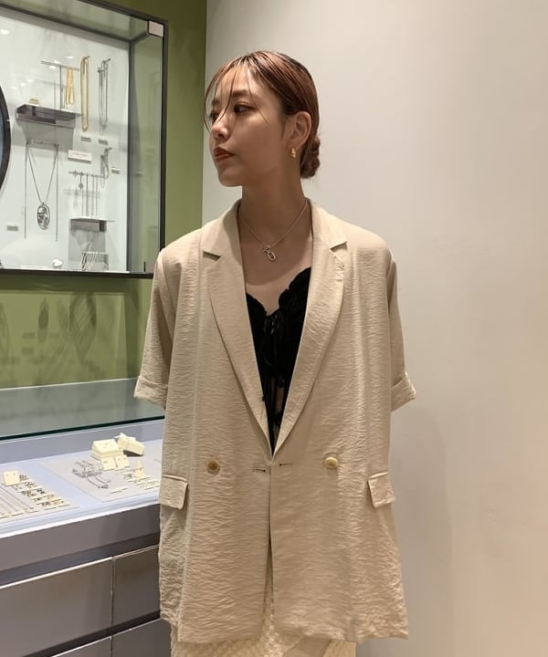 れいなさんの「BEAMS WOMEN｜ダブルブレスト ハーフスリーブ ジャケット」を使ったコーディネート