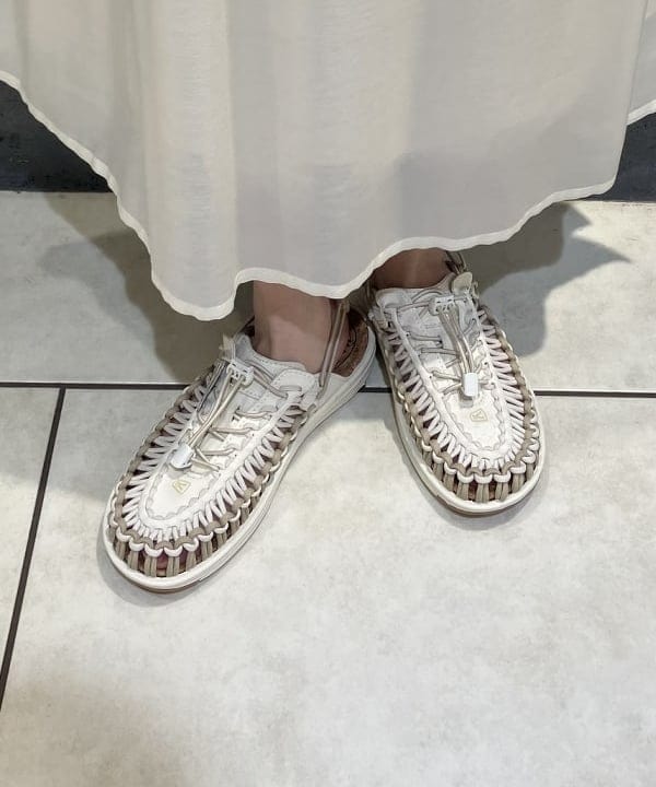 nodokaさんの「BEAMS WOMEN｜KEEN / UNEEKⅡCONVERTIBLE」を使ったコーディネート