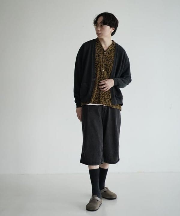 SUDOさんの「BEAMS WOMEN｜アニマルプリント カットオフ オープンカラーシャツ」を使ったコーディネート