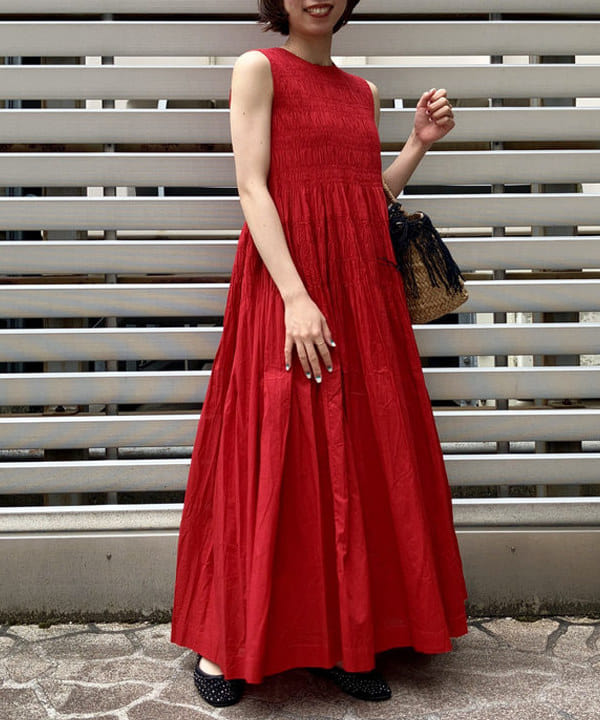 イナダさんの「BEAMS WOMEN｜MARCHER &times; Demi-Luxe BEAMS / 別注 タッセル編み かごバッグ」を使ったコーディネート