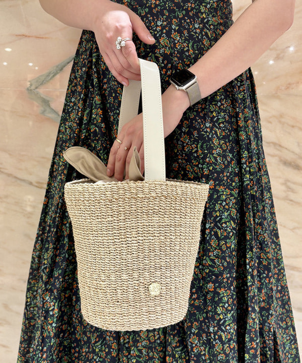 ゆうかさんの「BEAMS WOMEN｜VIOLAd’ORO / アバカ バケツ トートバッグ」を使ったコーディネート