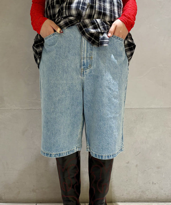 福田 まみさんの「BEAMS WOMEN｜ストレッチレース クルーネック Tシャツ」を使ったコーディネート