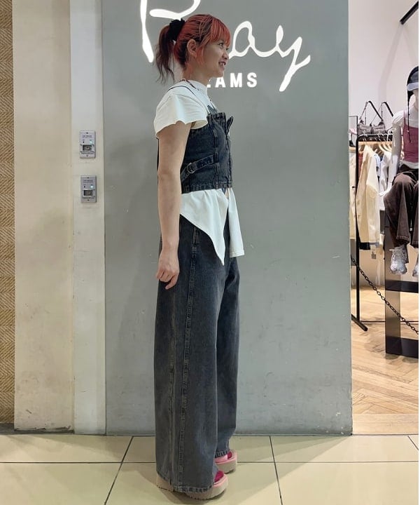 ゆいさんの「BEAMS WOMEN｜デニム ジップ ビスチェ」を使ったコーディネート