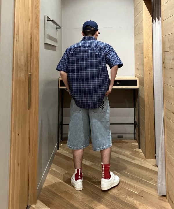 ディクソン 太陽さんの「BEAMS WOMEN｜Reebok / Club C 85 Vintage」を使ったコーディネート