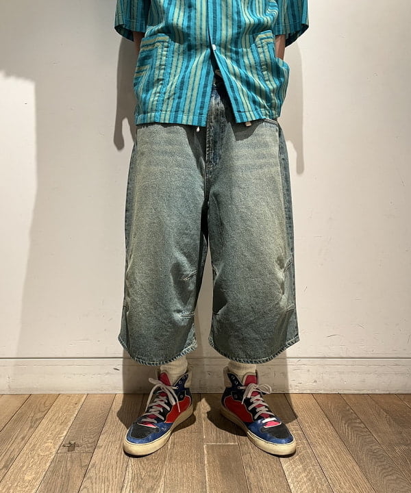 BANさんの「BEAMS WOMEN｜ドビーストライプ オープンカラーシャツ」を使ったコーディネート